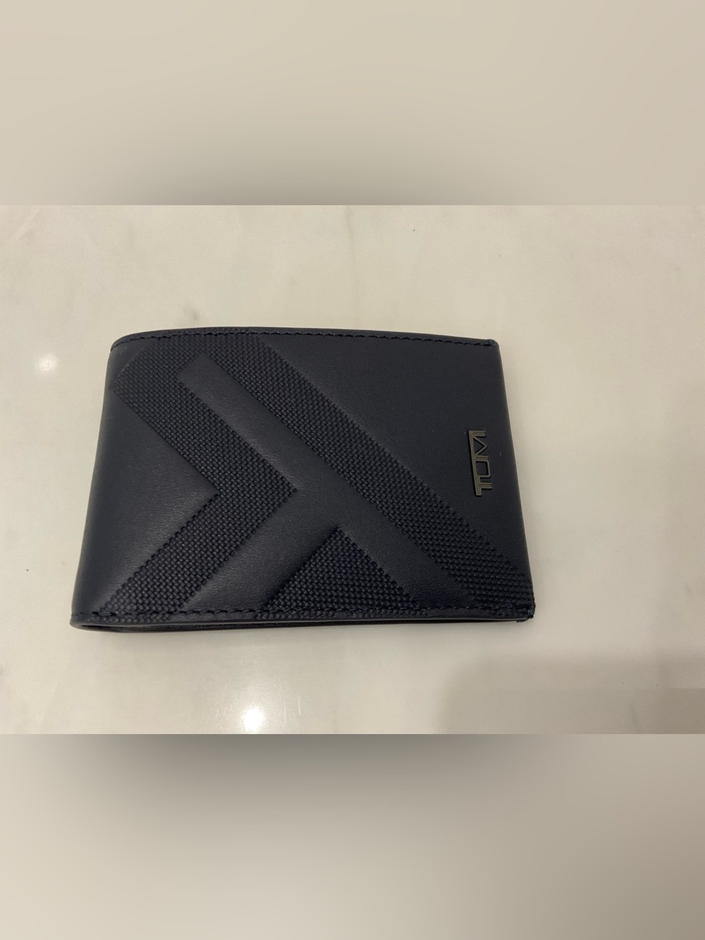 NEW Tumi Embossed “T” Slim Single Billfold Wallet - 100% NAVY BLUE LEATHER
